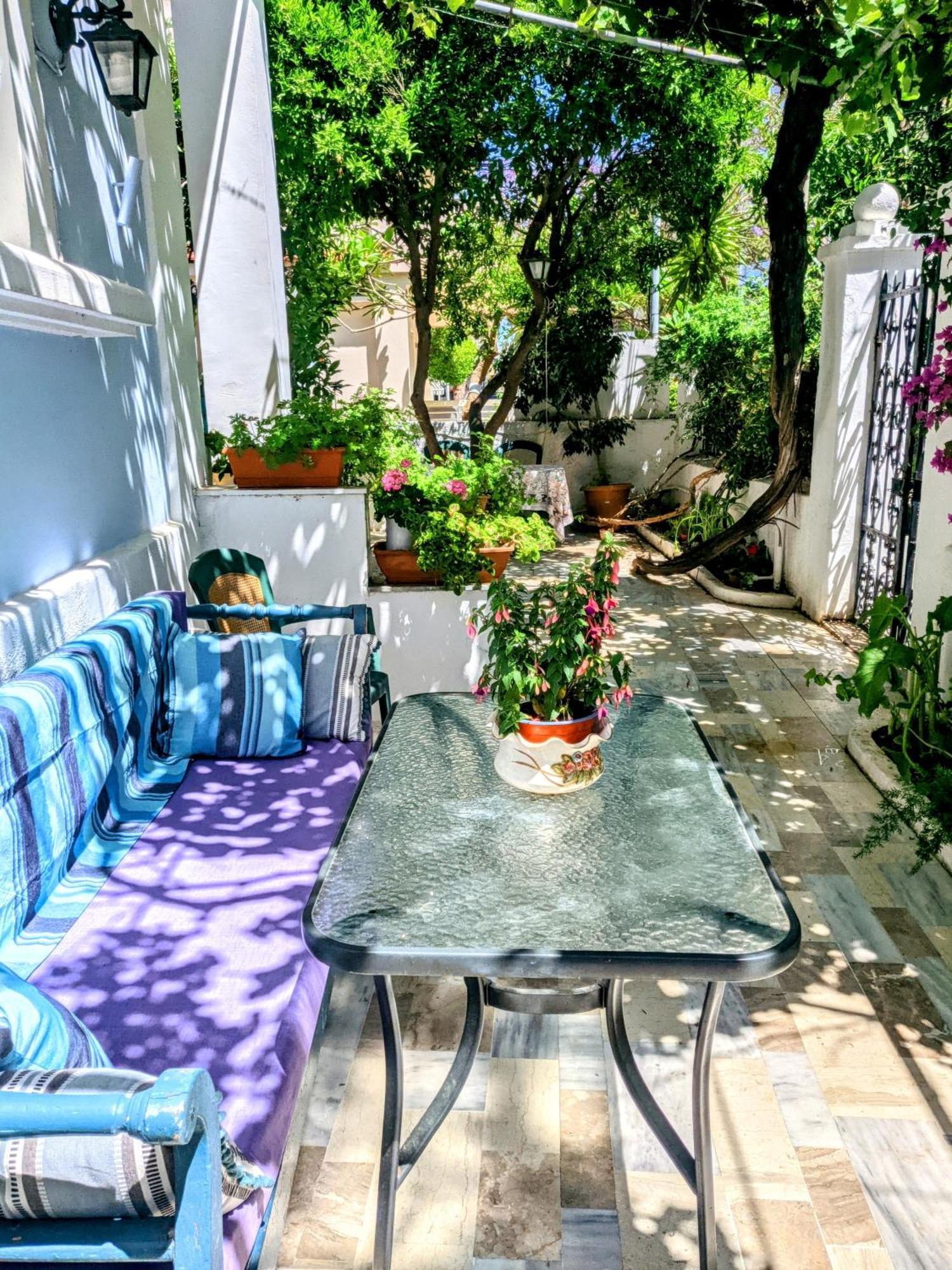 House With Garden In City Of Rhodes Rhodes City Extérieur photo